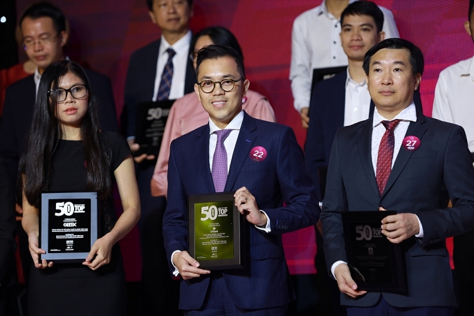 VPBank liên tiếp được vinh danh trong “Top 50” công ty kinh doanh hiệu quả nhất và công ty niêm yết tốt nhất Việt Nam