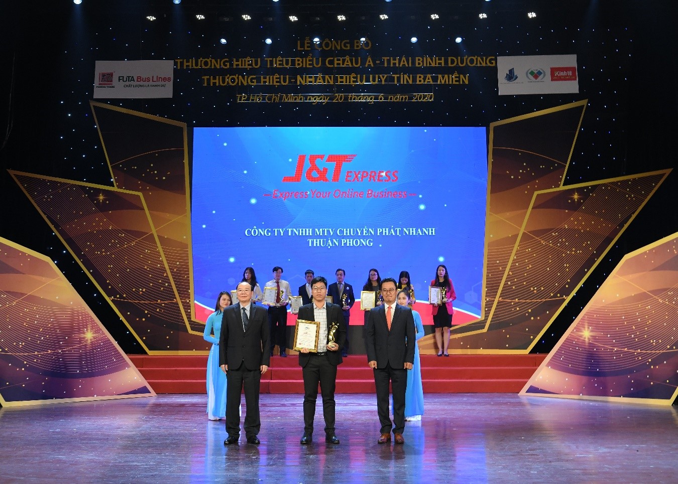 Chuyển phát nhanh J&T Express lọt vào Top 10 Thương hiệu tiêu biểu Châu Á - Thái Bình Dương 2020